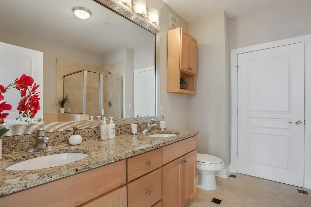 799 Hammond Drive Unit 302, Sandy Springs, Georgia 30328, 2 Bedrooms Bedrooms, ,2 BathroomsBathrooms,Residential,Sold,799 Hammond Drive Unit 302,5718069