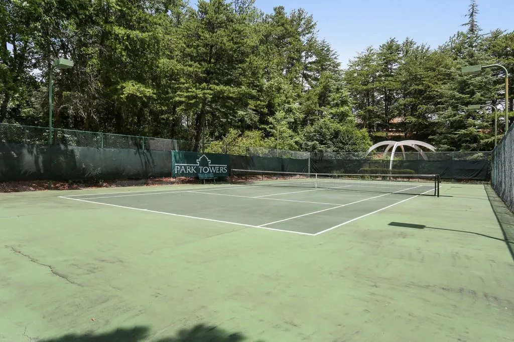 799 Hammond Drive Unit 302, Sandy Springs, Georgia 30328, 2 Bedrooms Bedrooms, ,2 BathroomsBathrooms,Residential,Sold,799 Hammond Drive Unit 302,5718069