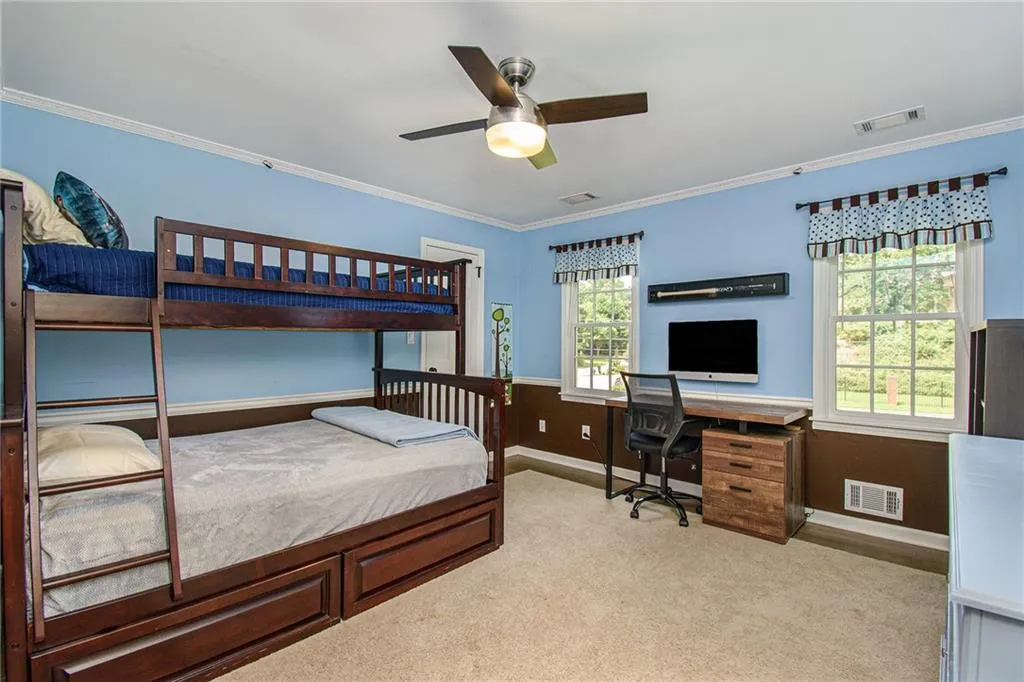 3255 Jett Ferry Court, Sandy Springs, Georgia 30350, 5 Bedrooms Bedrooms, ,4 BathroomsBathrooms,Residential,Sold,3255 Jett Ferry Court,6935896
