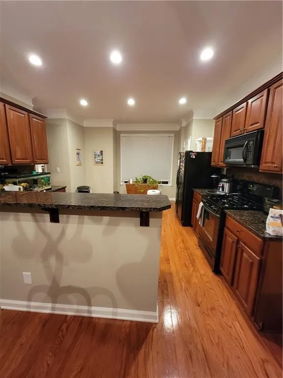 7842 Welsford Point, Sandy Springs, Georgia 30350, 3 Bedrooms Bedrooms, ,3 BathroomsBathrooms,Residential,Sold,7842 Welsford Point,6974501