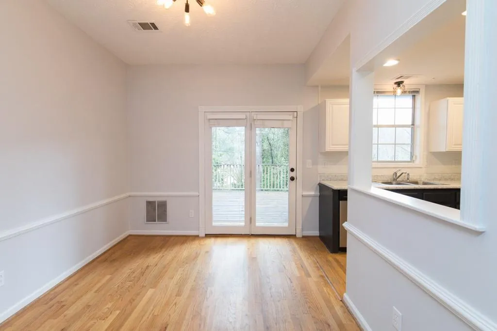 1205 Wedgewood Court, Atlanta, Georgia 30350, 3 Bedrooms Bedrooms, ,3 BathroomsBathrooms,Residential,Sold,1205 Wedgewood Court,6694562