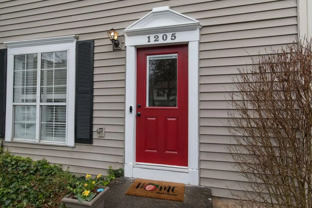 1205 Wedgewood Court, Atlanta, Georgia 30350, 3 Bedrooms Bedrooms, ,3 BathroomsBathrooms,Residential,Sold,1205 Wedgewood Court,6694562