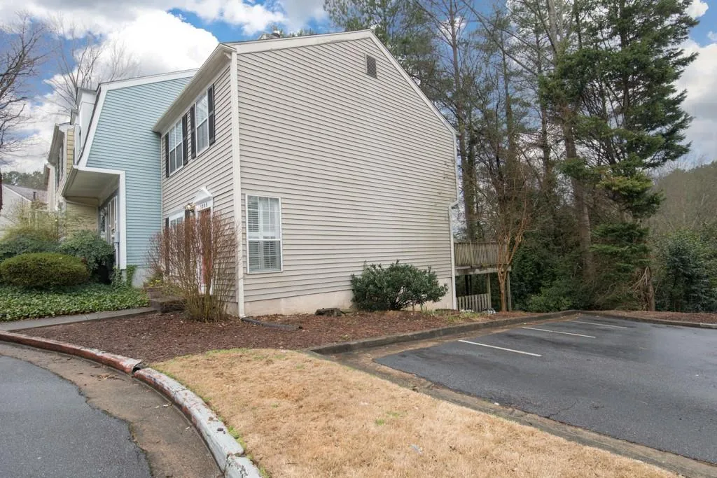 1205 Wedgewood Court, Atlanta, Georgia 30350, 3 Bedrooms Bedrooms, ,3 BathroomsBathrooms,Residential,Sold,1205 Wedgewood Court,6694562