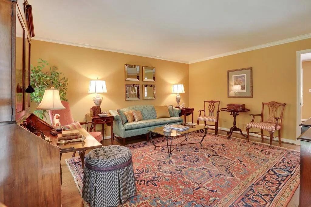 6035 Riverside Drive, Sandy Springs, Georgia 30328, 4 Bedrooms Bedrooms, ,4 BathroomsBathrooms,Residential,Sold,6035 Riverside Drive,5643953