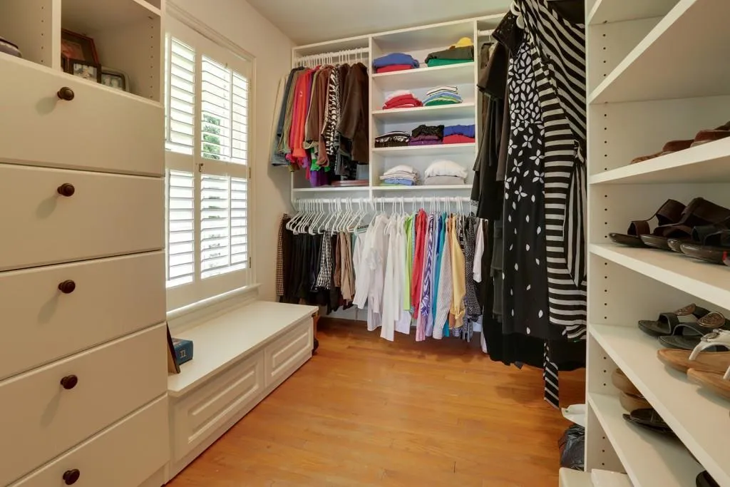 6035 Riverside Drive, Sandy Springs, Georgia 30328, 4 Bedrooms Bedrooms, ,4 BathroomsBathrooms,Residential,Sold,6035 Riverside Drive,5643953