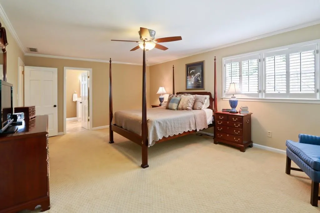 6035 Riverside Drive, Sandy Springs, Georgia 30328, 4 Bedrooms Bedrooms, ,4 BathroomsBathrooms,Residential,Sold,6035 Riverside Drive,5643953