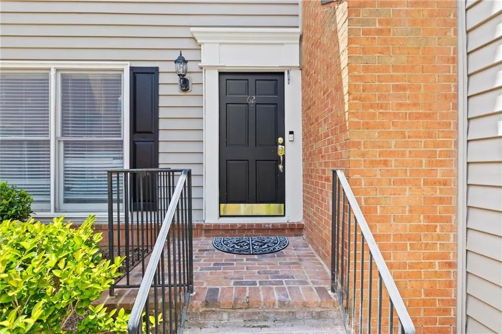 62 Mount Vernon Circle, Atlanta, Georgia 30338, 2 Bedrooms Bedrooms, ,2 BathroomsBathrooms,Residential,Sold,62 Mount Vernon Circle,7575300
