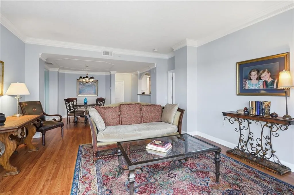3475 Oak Valley Road Ne Unit 950, Atlanta, Georgia 30326, 1 Bedroom Bedrooms, 0 ,1 BathroomBathrooms,Residential,For Sale,3475 Oak Valley Road Ne Unit 950,7849489