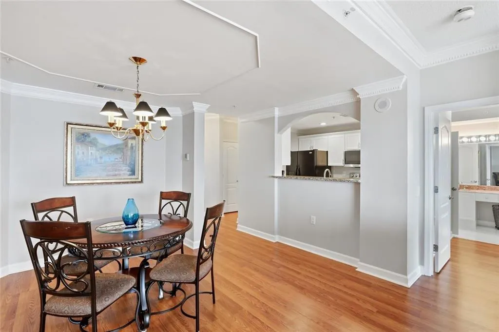 3475 Oak Valley Road Ne Unit 950, Atlanta, Georgia 30326, 1 Bedroom Bedrooms, 0 ,1 BathroomBathrooms,Residential,For Sale,3475 Oak Valley Road Ne Unit 950,7849489