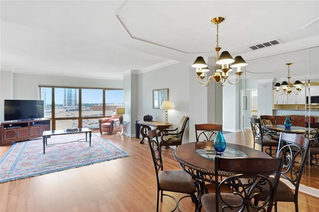 3475 Oak Valley Road Ne Unit 950, Atlanta, Georgia 30326, 1 Bedroom Bedrooms, 0 ,1 BathroomBathrooms,Residential,For Sale,3475 Oak Valley Road Ne Unit 950,7849489