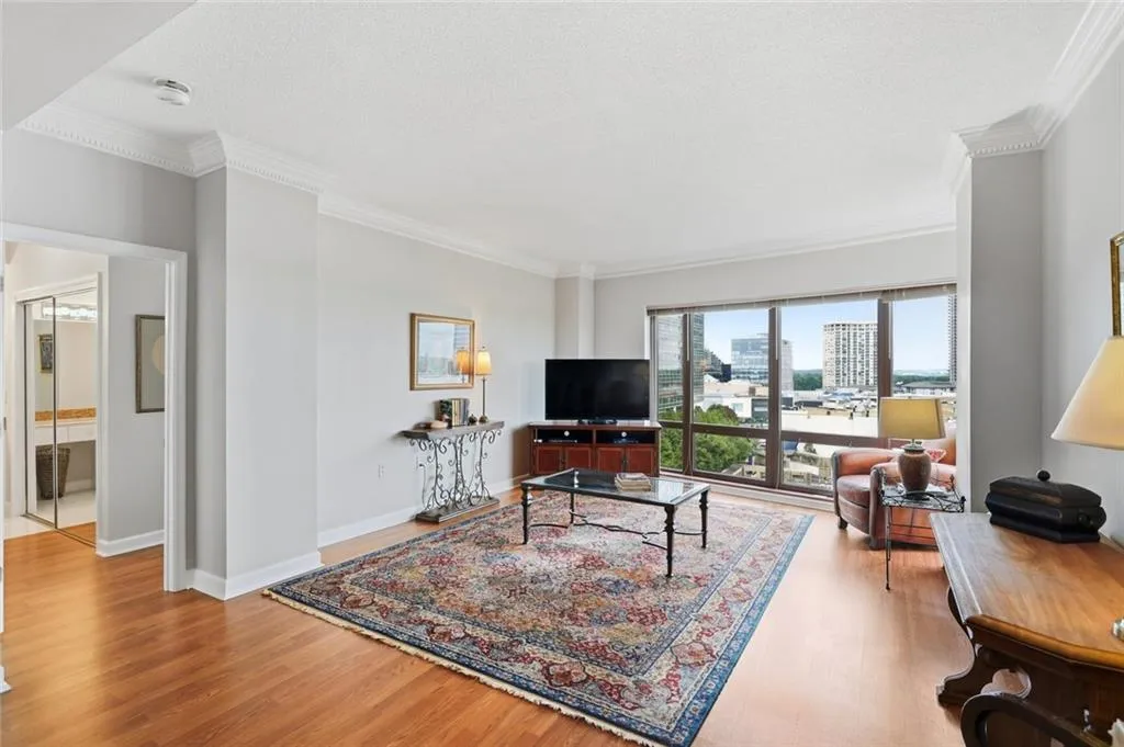 3475 Oak Valley Road Ne Unit 950, Atlanta, Georgia 30326, 1 Bedroom Bedrooms, 0 ,1 BathroomBathrooms,Residential,For Sale,3475 Oak Valley Road Ne Unit 950,7849489