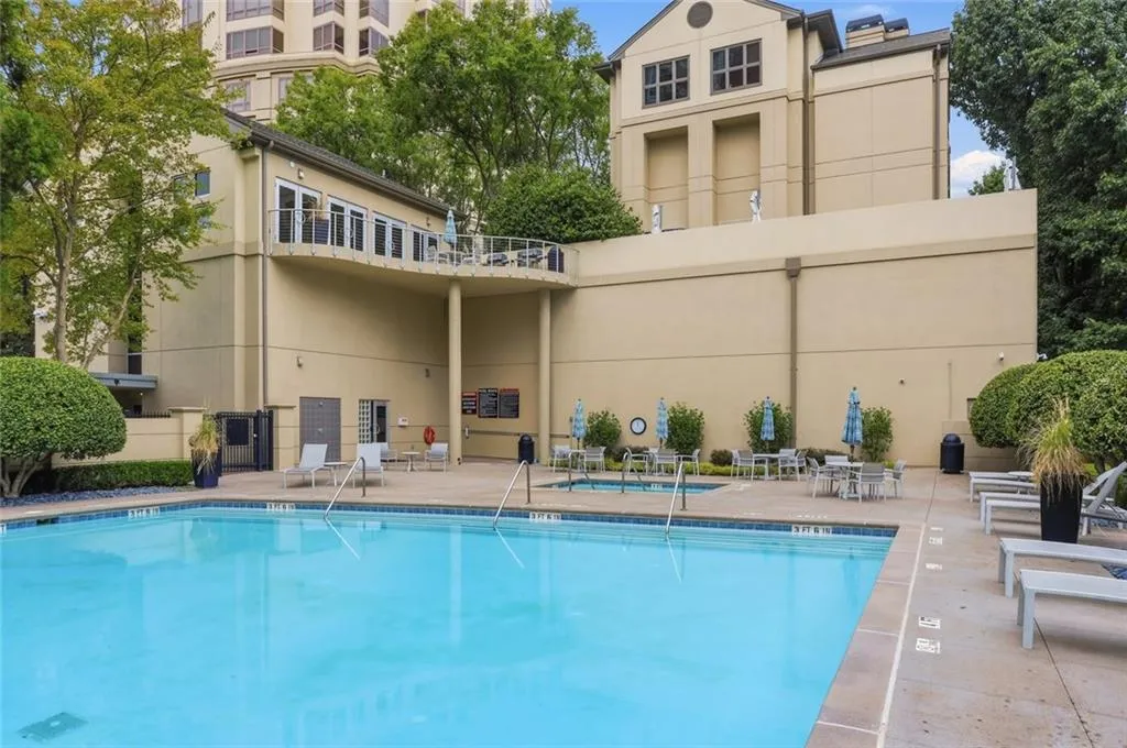 3475 Oak Valley Road Ne Unit 950, Atlanta, Georgia 30326, 1 Bedroom Bedrooms, 0 ,1 BathroomBathrooms,Residential,For Sale,3475 Oak Valley Road Ne Unit 950,7849489