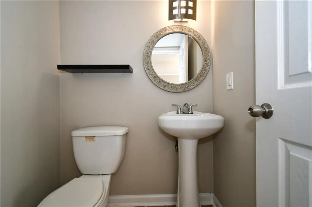 290 Winding River #j Road, Sandy Springs, Georgia 30350, 2 Bedrooms Bedrooms, ,2 BathroomsBathrooms,Residential,Sold,290 Winding River #j Road,6972994 290 Winding River #j Road, Sandy Springs, Georgia 30350, 2 Bedrooms Bedrooms, ,2 BathroomsBathrooms,Residential,Sold,290 Winding River #j Road,6972994