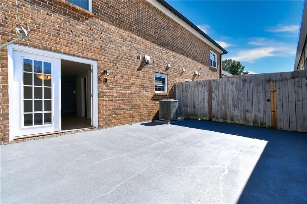 290 Winding River #j Road, Sandy Springs, Georgia 30350, 2 Bedrooms Bedrooms, ,2 BathroomsBathrooms,Residential,Sold,290 Winding River #j Road,6972994 290 Winding River #j Road, Sandy Springs, Georgia 30350, 2 Bedrooms Bedrooms, ,2 BathroomsBathrooms,Residential,Sold,290 Winding River #j Road,6972994