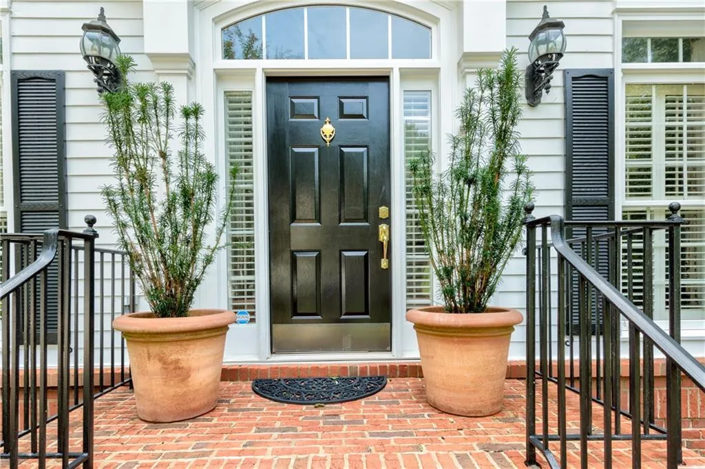 856 Brookhaven Springs Drive Ne, Atlanta, Georgia 30342, 5 Bedrooms Bedrooms, ,4 BathroomsBathrooms,Residential,Sold,856 Brookhaven Springs Drive Ne,5907851