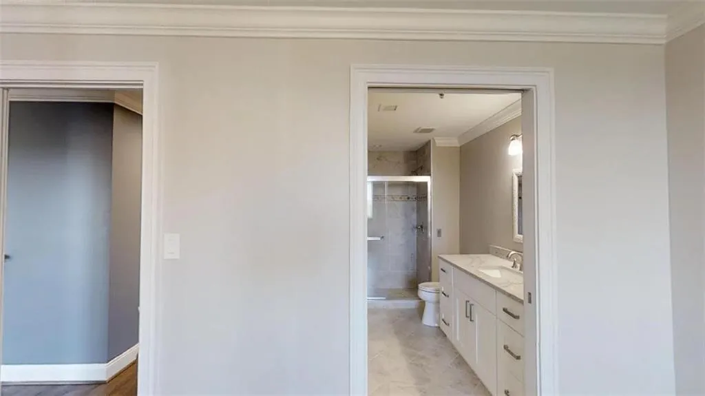 300 Johnson Ferry Road Ne Unit B912, Sandy Springs, Georgia 30328, 1 Bedroom Bedrooms, ,1 BathroomBathrooms,Residential,Sold,300 Johnson Ferry Road Ne Unit B912,7166457