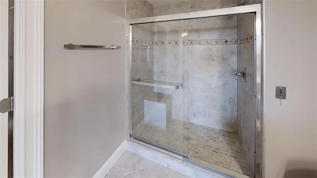 300 Johnson Ferry Road Ne Unit B912, Sandy Springs, Georgia 30328, 1 Bedroom Bedrooms, ,1 BathroomBathrooms,Residential,Sold,300 Johnson Ferry Road Ne Unit B912,7166457