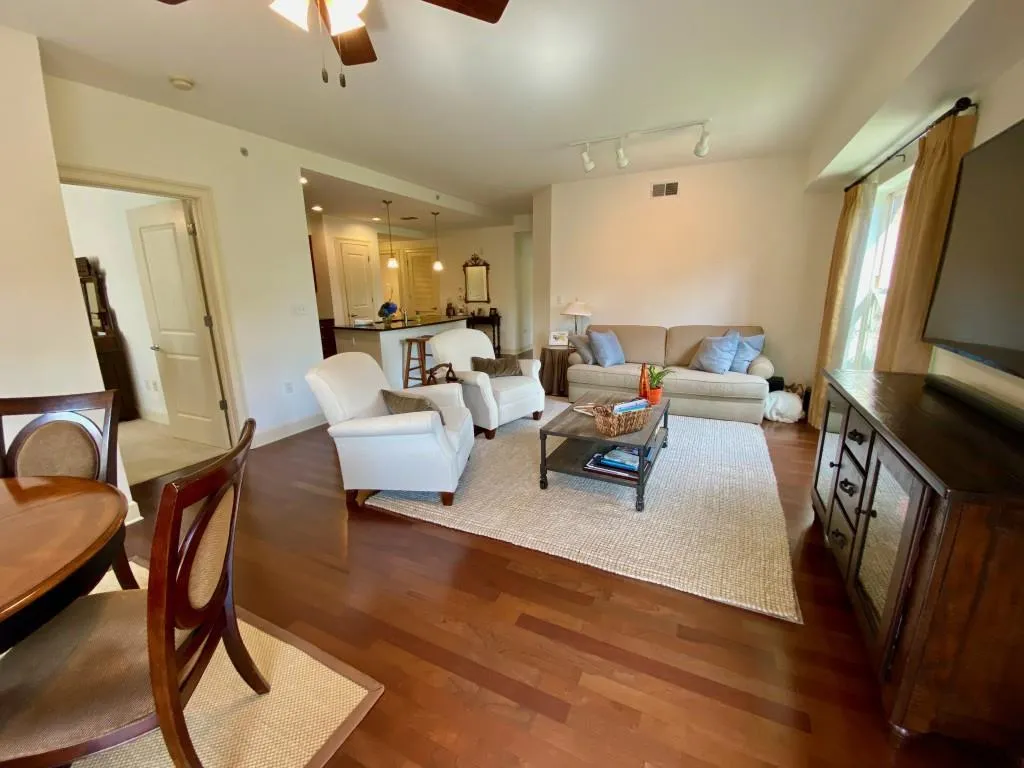 200 River Vista Drive Unit 340, Atlanta, Georgia 30339, 2 Bedrooms Bedrooms, ,2 BathroomsBathrooms,Residential,Sold,200 River Vista Drive Unit 340,6746006