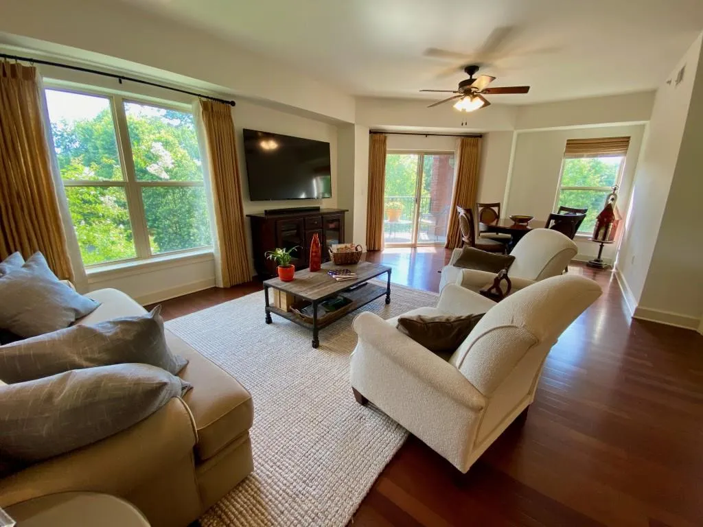 200 River Vista Drive Unit 340, Atlanta, Georgia 30339, 2 Bedrooms Bedrooms, ,2 BathroomsBathrooms,Residential,Sold,200 River Vista Drive Unit 340,6746006