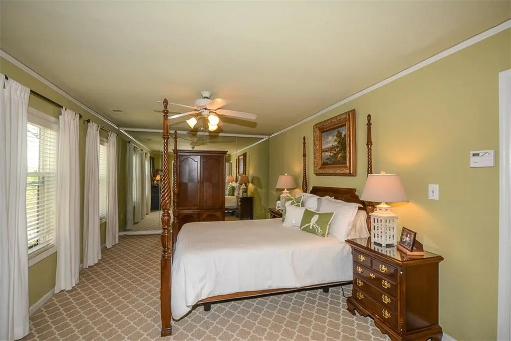 14 Forrest Place Unit 14, Sandy Springs, Georgia 30328, 3 Bedrooms Bedrooms, ,2 BathroomsBathrooms,Residential,Sold,14 Forrest Place Unit 14,5664583