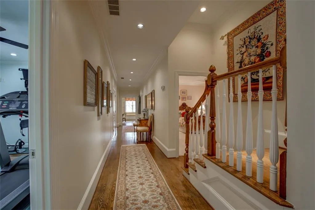 5354 Long Island Drive Nw, Sandy Springs, Georgia 30327, 5 Bedrooms Bedrooms, ,5 BathroomsBathrooms,Residential,Sold,5354 Long Island Drive Nw,6520008