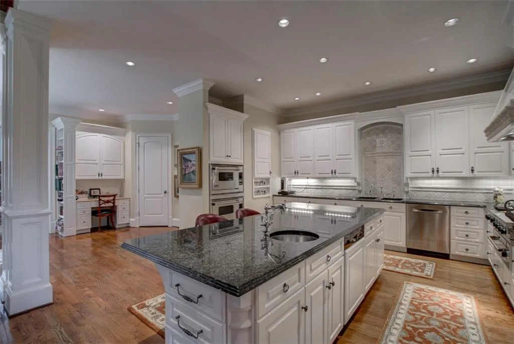 5354 Long Island Drive Nw, Sandy Springs, Georgia 30327, 5 Bedrooms Bedrooms, ,5 BathroomsBathrooms,Residential,Sold,5354 Long Island Drive Nw,6520008