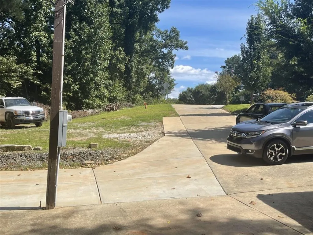 485 Johnson Ferry Road Nw, Sandy Springs, Georgia 30328, 1 Bedroom Bedrooms, ,2 BathroomsBathrooms,Residential,Sold,485 Johnson Ferry Road Nw,6994356