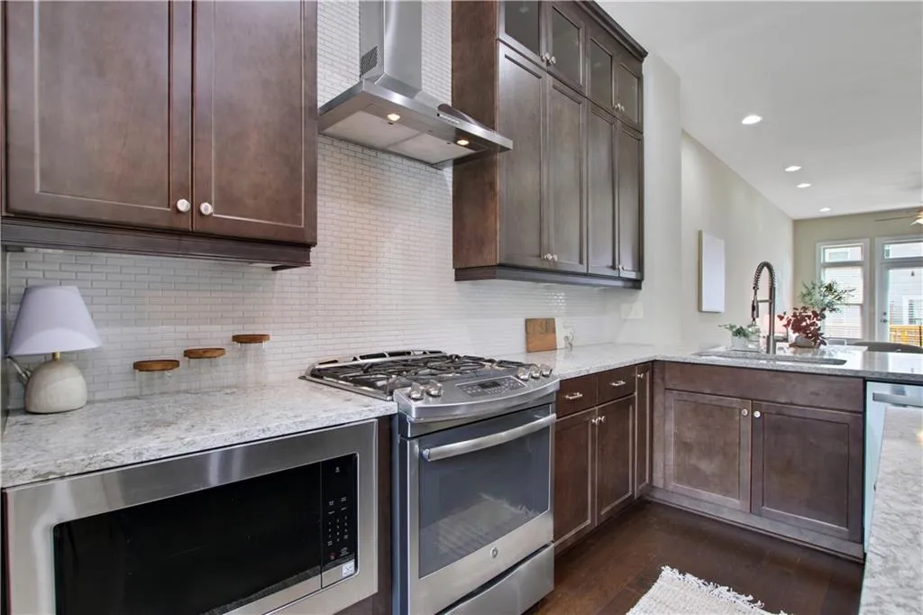 4103 Township Parkway, Atlanta, Georgia 30342, 2 Bedrooms Bedrooms, ,2 BathroomsBathrooms,Residential,For Sale,4103 Township Parkway,7663005