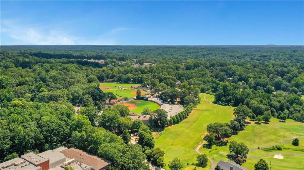 4103 Township Parkway, Atlanta, Georgia 30342, 2 Bedrooms Bedrooms, ,2 BathroomsBathrooms,Residential,For Sale,4103 Township Parkway,7663005