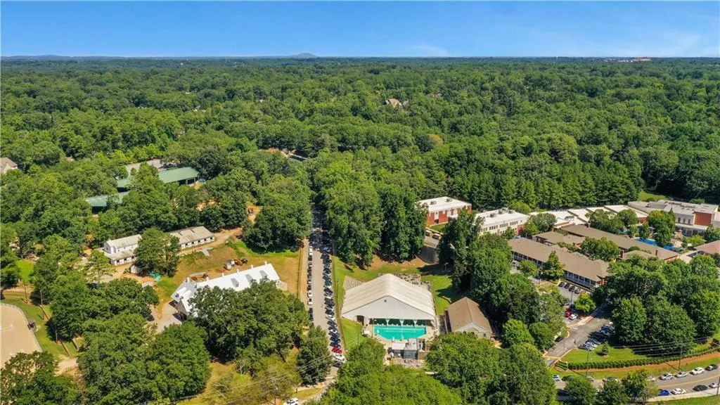 4103 Township Parkway, Atlanta, Georgia 30342, 2 Bedrooms Bedrooms, ,2 BathroomsBathrooms,Residential,For Sale,4103 Township Parkway,7663005