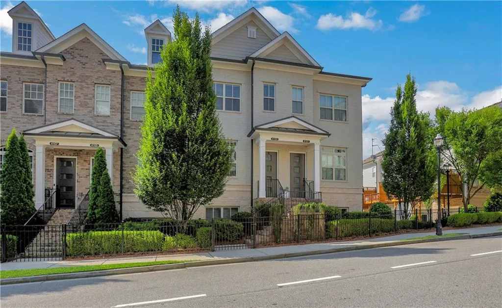 4103 Township Parkway, Atlanta, Georgia 30342, 2 Bedrooms Bedrooms, ,2 BathroomsBathrooms,Residential,For Sale,4103 Township Parkway,7663005