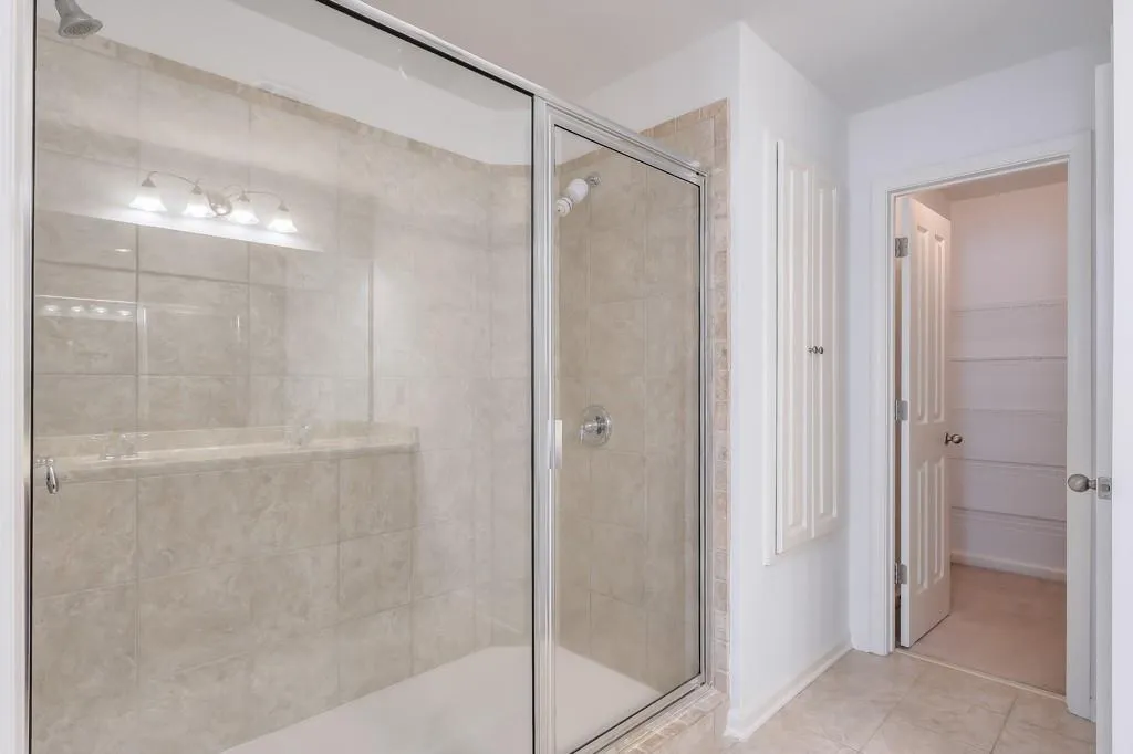 7180 Glisten Avenue, Atlanta, Georgia 30328, 3 Bedrooms Bedrooms, ,3 BathroomsBathrooms,Residential,Sold,7180 Glisten Avenue,7536115
