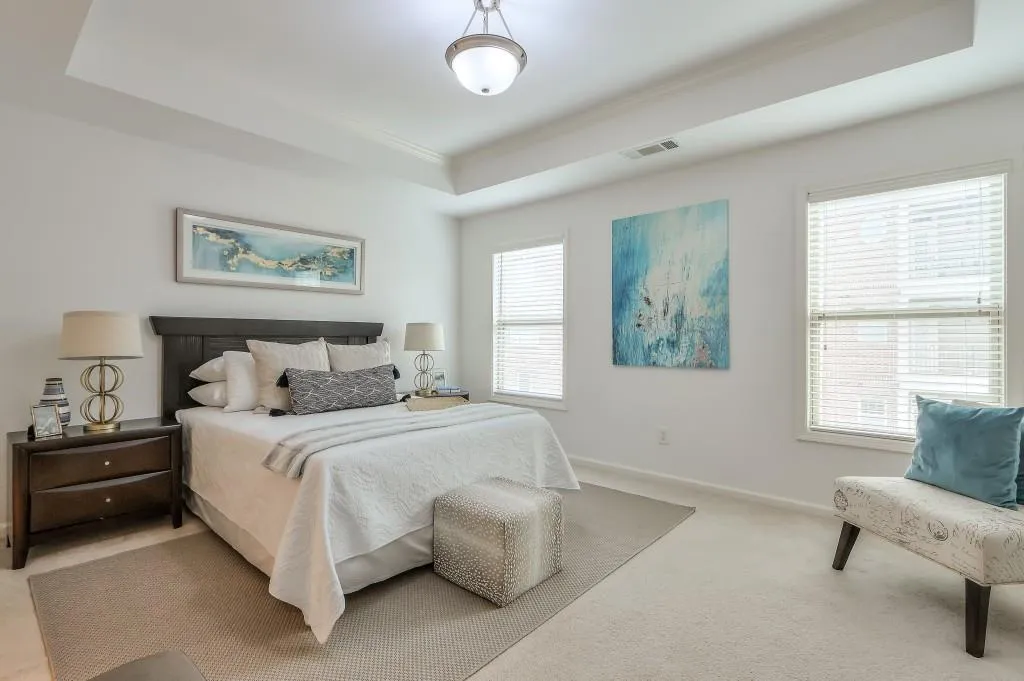 7180 Glisten Avenue, Atlanta, Georgia 30328, 3 Bedrooms Bedrooms, ,3 BathroomsBathrooms,Residential,Sold,7180 Glisten Avenue,7536115
