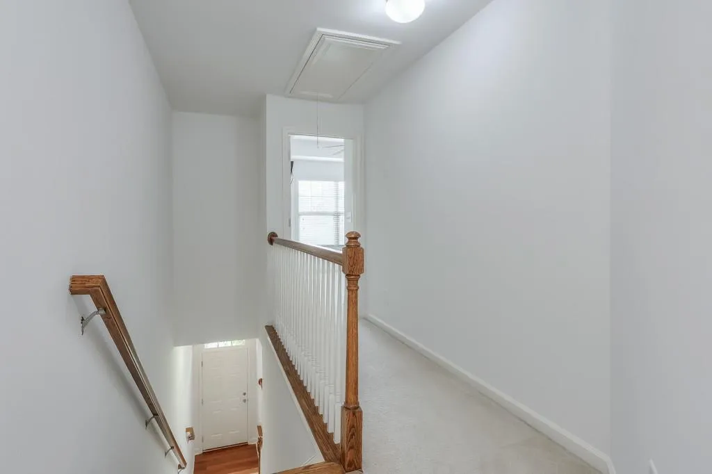 7180 Glisten Avenue, Atlanta, Georgia 30328, 3 Bedrooms Bedrooms, ,3 BathroomsBathrooms,Residential,Sold,7180 Glisten Avenue,7536115