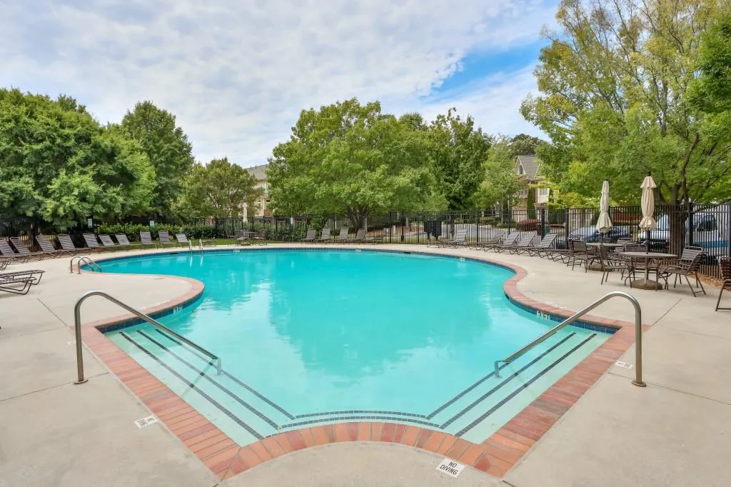 7180 Glisten Avenue, Atlanta, Georgia 30328, 3 Bedrooms Bedrooms, ,3 BathroomsBathrooms,Residential,Sold,7180 Glisten Avenue,7536115