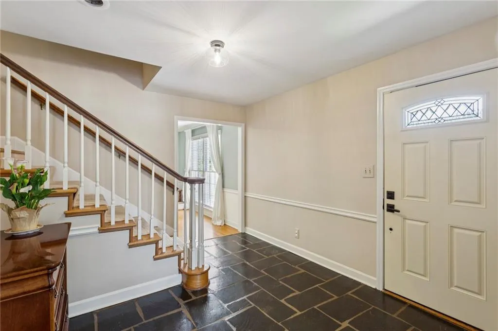 6105 River Shore Parkway, Atlanta, Georgia 30328, 5 Bedrooms Bedrooms, ,4 BathroomsBathrooms,Residential,For Sale,6105 River Shore Parkway,7720762