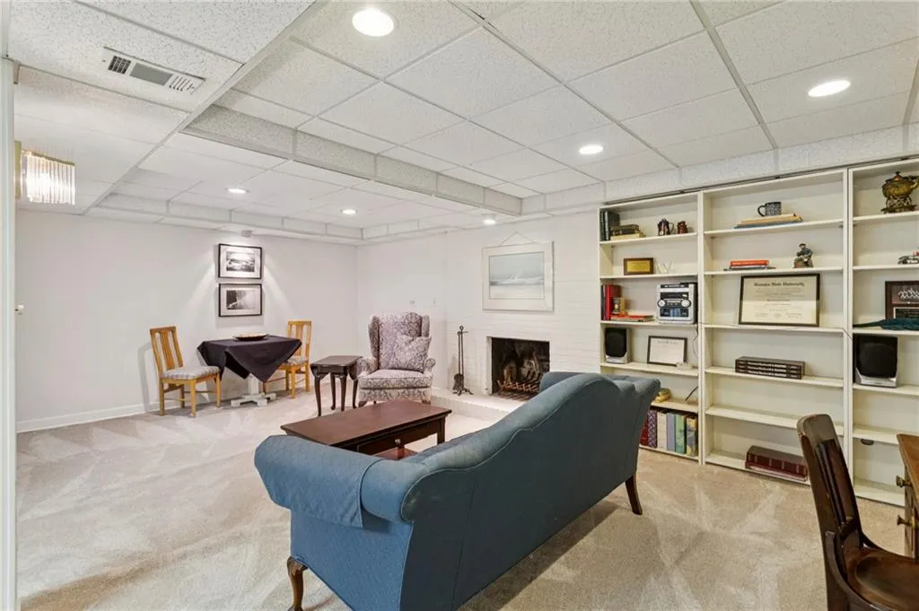6105 River Shore Parkway, Atlanta, Georgia 30328, 5 Bedrooms Bedrooms, ,4 BathroomsBathrooms,Residential,For Sale,6105 River Shore Parkway,7720762