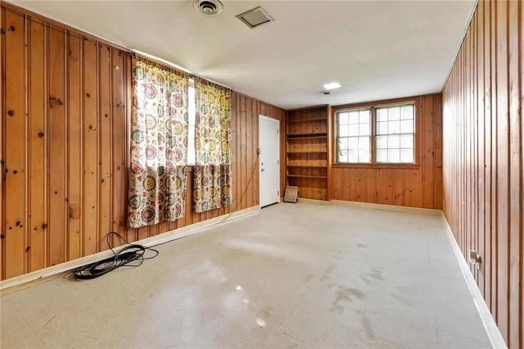 5315 Peachtree Dunwoody Road, Sandy Springs, Georgia 30342, 4 Bedrooms Bedrooms, ,3 BathroomsBathrooms,Residential,Sold,5315 Peachtree Dunwoody Road,6899074