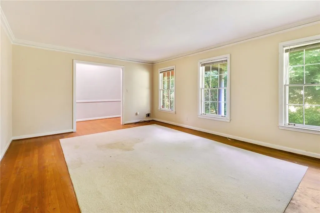 5315 Peachtree Dunwoody Road, Sandy Springs, Georgia 30342, 4 Bedrooms Bedrooms, ,3 BathroomsBathrooms,Residential,Sold,5315 Peachtree Dunwoody Road,6899074
