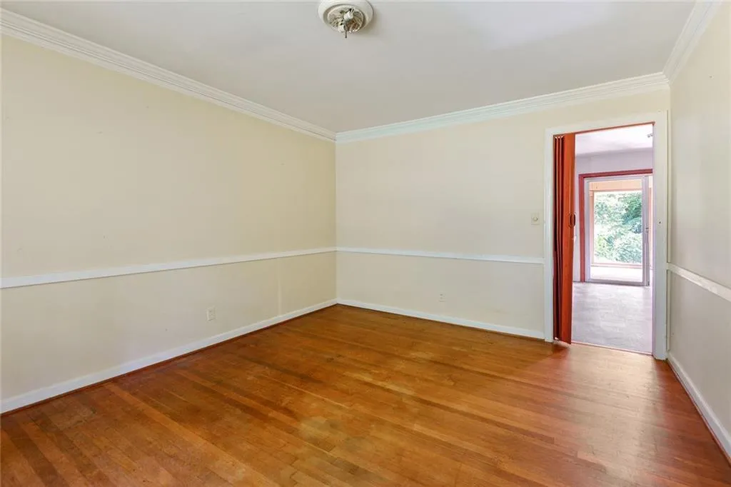 5315 Peachtree Dunwoody Road, Sandy Springs, Georgia 30342, 4 Bedrooms Bedrooms, ,3 BathroomsBathrooms,Residential,Sold,5315 Peachtree Dunwoody Road,6899074