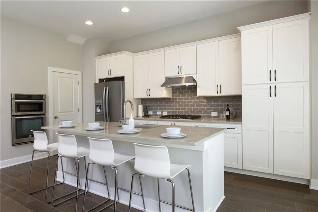 6709 Cadence Boulevard, Sandy Springs, Georgia 30328, 1 Bedroom Bedrooms, ,1 BathroomBathrooms,Residential,Sold,6709 Cadence Boulevard,6718536