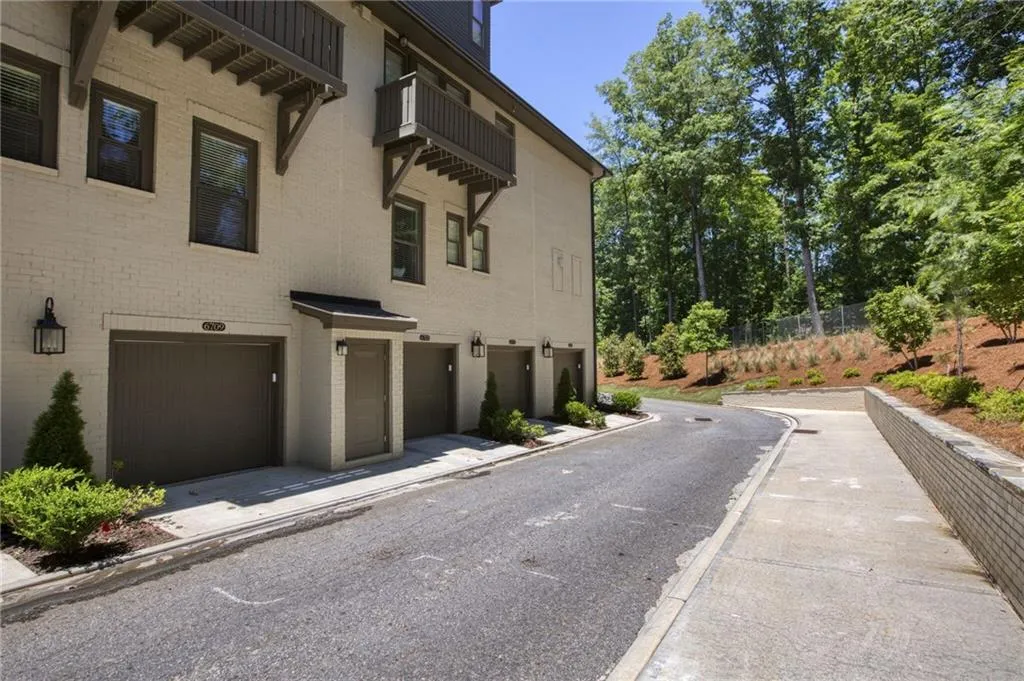 6709 Cadence Boulevard, Sandy Springs, Georgia 30328, 1 Bedroom Bedrooms, ,1 BathroomBathrooms,Residential,Sold,6709 Cadence Boulevard,6718536