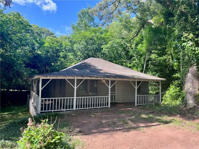 2259 Whites Mill Road, Decatur, Georgia 30032