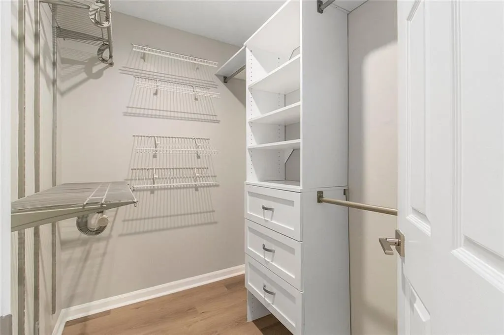 Walk In Closet