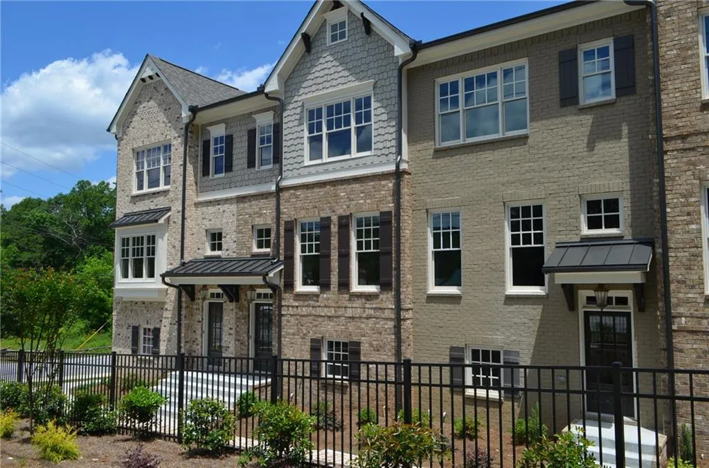 4002 Chastain Preserve Way, Atlanta, Georgia 30342, 3 Bedrooms Bedrooms, ,3 BathroomsBathrooms,Residential,Sold,4002 Chastain Preserve Way,5704139