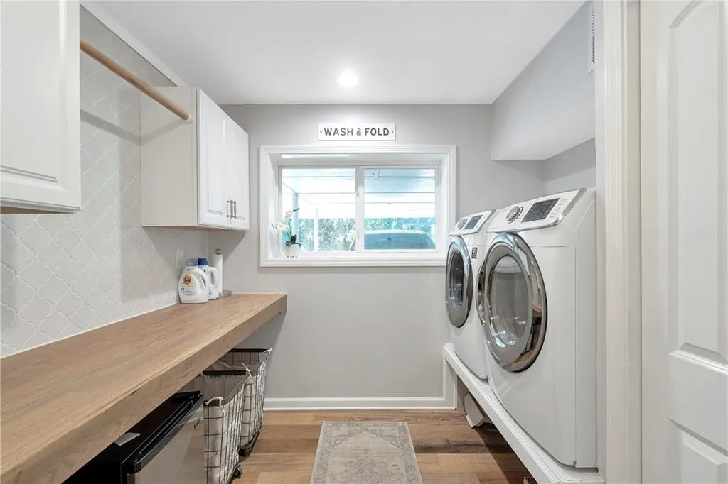 4630 Canyon Creek Trail, Atlanta, Georgia 30342, 4 Bedrooms Bedrooms, ,3 BathroomsBathrooms,Residential,Sold,4630 Canyon Creek Trail,7132265