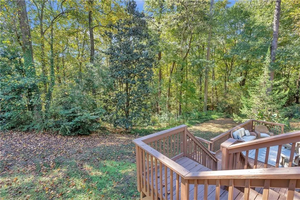 4630 Canyon Creek Trail, Atlanta, Georgia 30342, 4 Bedrooms Bedrooms, ,3 BathroomsBathrooms,Residential,Sold,4630 Canyon Creek Trail,7132265