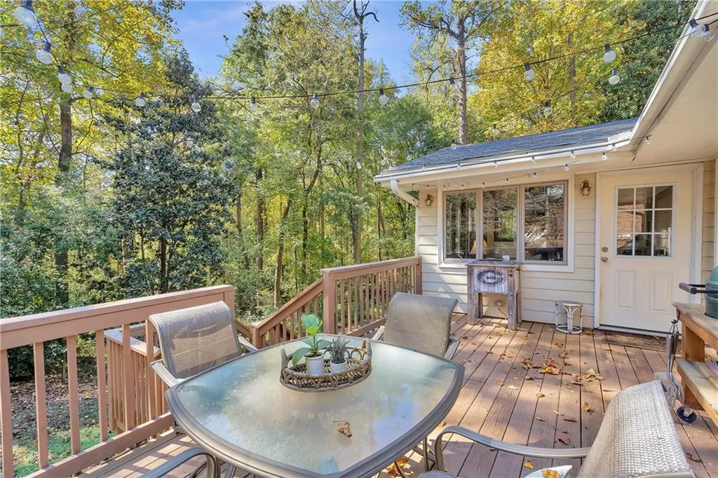 4630 Canyon Creek Trail, Atlanta, Georgia 30342, 4 Bedrooms Bedrooms, ,3 BathroomsBathrooms,Residential,Sold,4630 Canyon Creek Trail,7132265