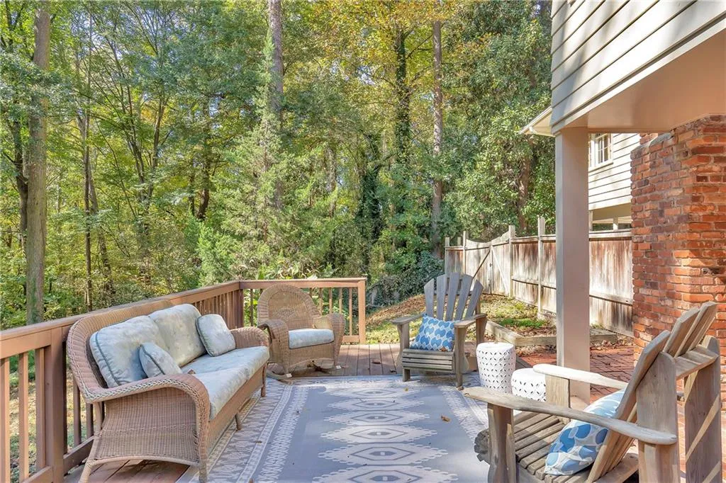 4630 Canyon Creek Trail, Atlanta, Georgia 30342, 4 Bedrooms Bedrooms, ,3 BathroomsBathrooms,Residential,Sold,4630 Canyon Creek Trail,7132265