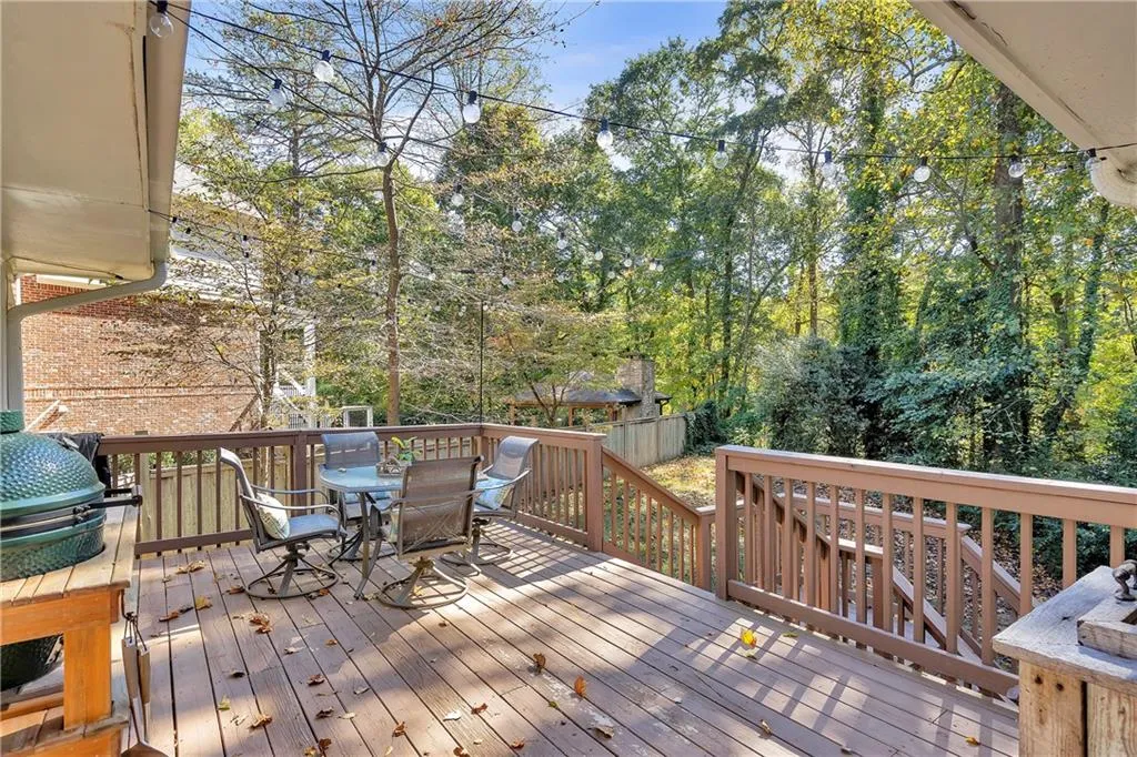 4630 Canyon Creek Trail, Atlanta, Georgia 30342, 4 Bedrooms Bedrooms, ,3 BathroomsBathrooms,Residential,Sold,4630 Canyon Creek Trail,7132265